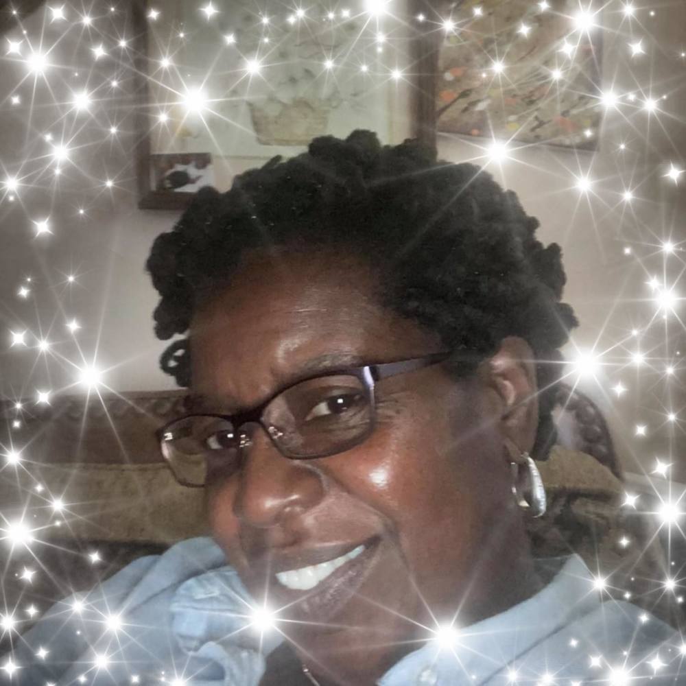 Meet your Posher, Arlisa